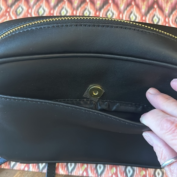 Joy & Iman black leather and calf hair cross body purse NWOT - Picture 4 of 8